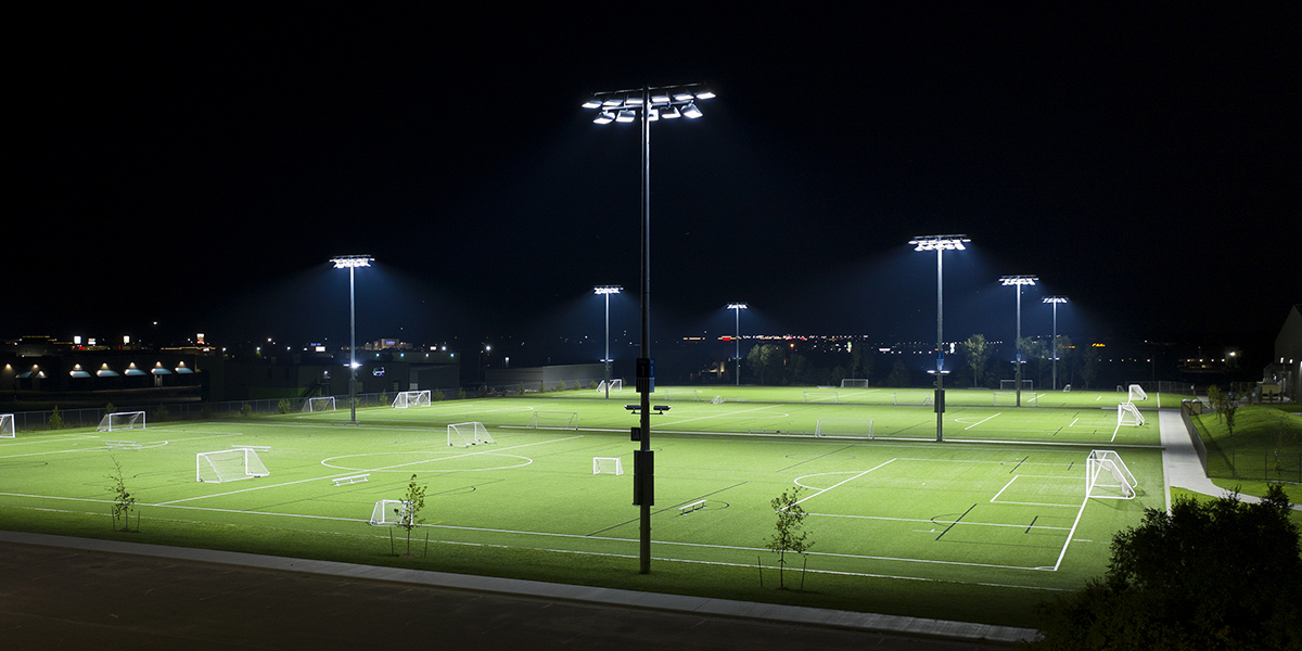Ảnh hưởng của ánh sáng LED đối với các buổi biểu diễn thể thao là gì?