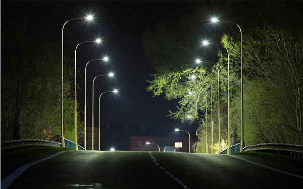 Những lợi ích ấn tượng của đèn đường LED chiếu sáng đường phố