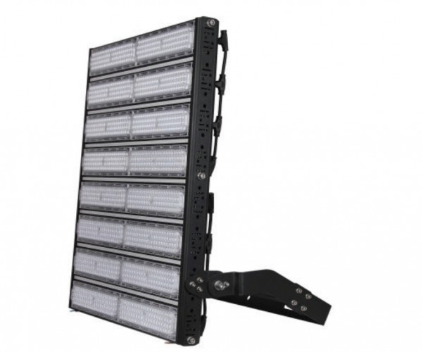 Tuyệt chiêu thiết kế biển quảng cáo ngoài trời với đèn pha LED