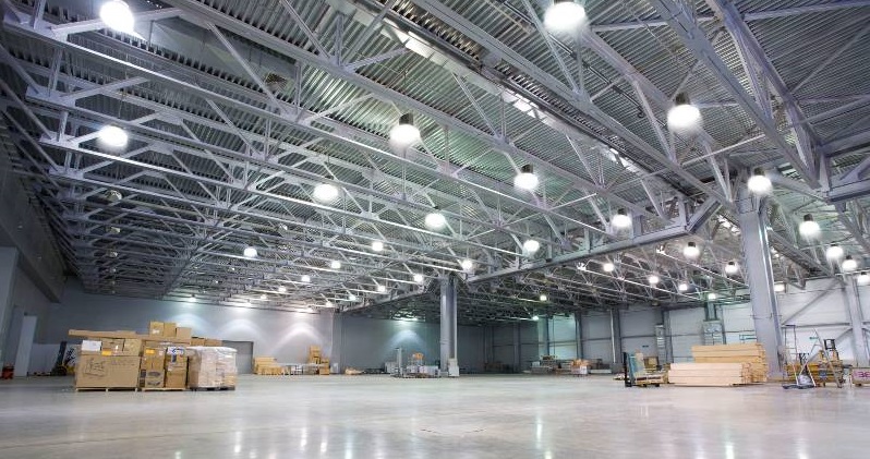 Lựa chọn đèn Led nhà xưởng như thế nào để tiết kiệm chi phí ?