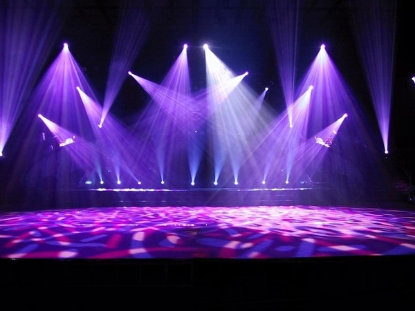 Trải nghiệm ánh sáng sân khấu chuyên nghiệp cùng đèn led osram