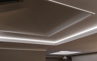 Cách sử dụng đèn led dây trang trí để làm nổi bật trần nhà