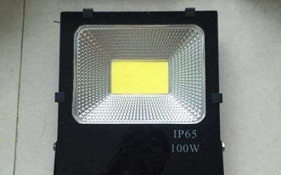 Tìm hiểu về đèn pha Led Opple 100W giải pháp chiếu sáng hoàn hảo